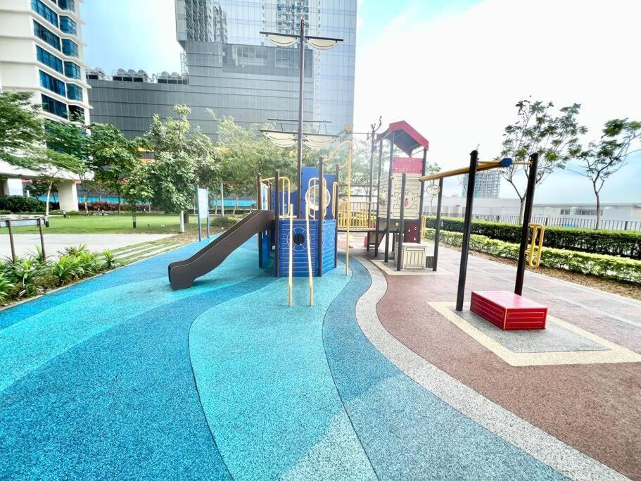 B Setia Alam 1-5 Pax Cozy Home Wifi&Tv Studio 3 Beds Trefoil Shah Alam Dış mekan fotoğraf